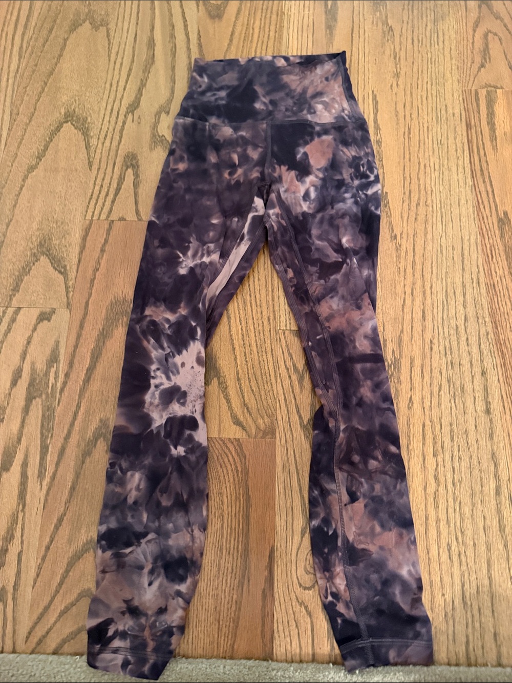 Women’s Lululemon Tie-Dye Leggings in Purple and Brown
